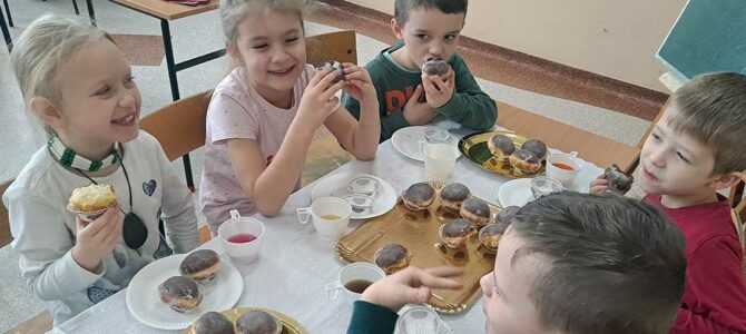 Tłusty czwartek w oddziale 0b