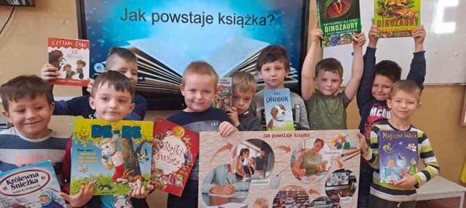 Światowy Dzień Książki w oddziale przedszkolnym 0b